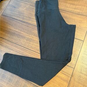 PINK Victoria's Secret Classic Black Leggings